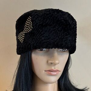 M’Sieu Leon Black Pillbox Hat